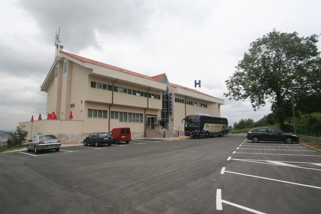 Hotel Palacio De Asturias Овиедо Екстериор снимка