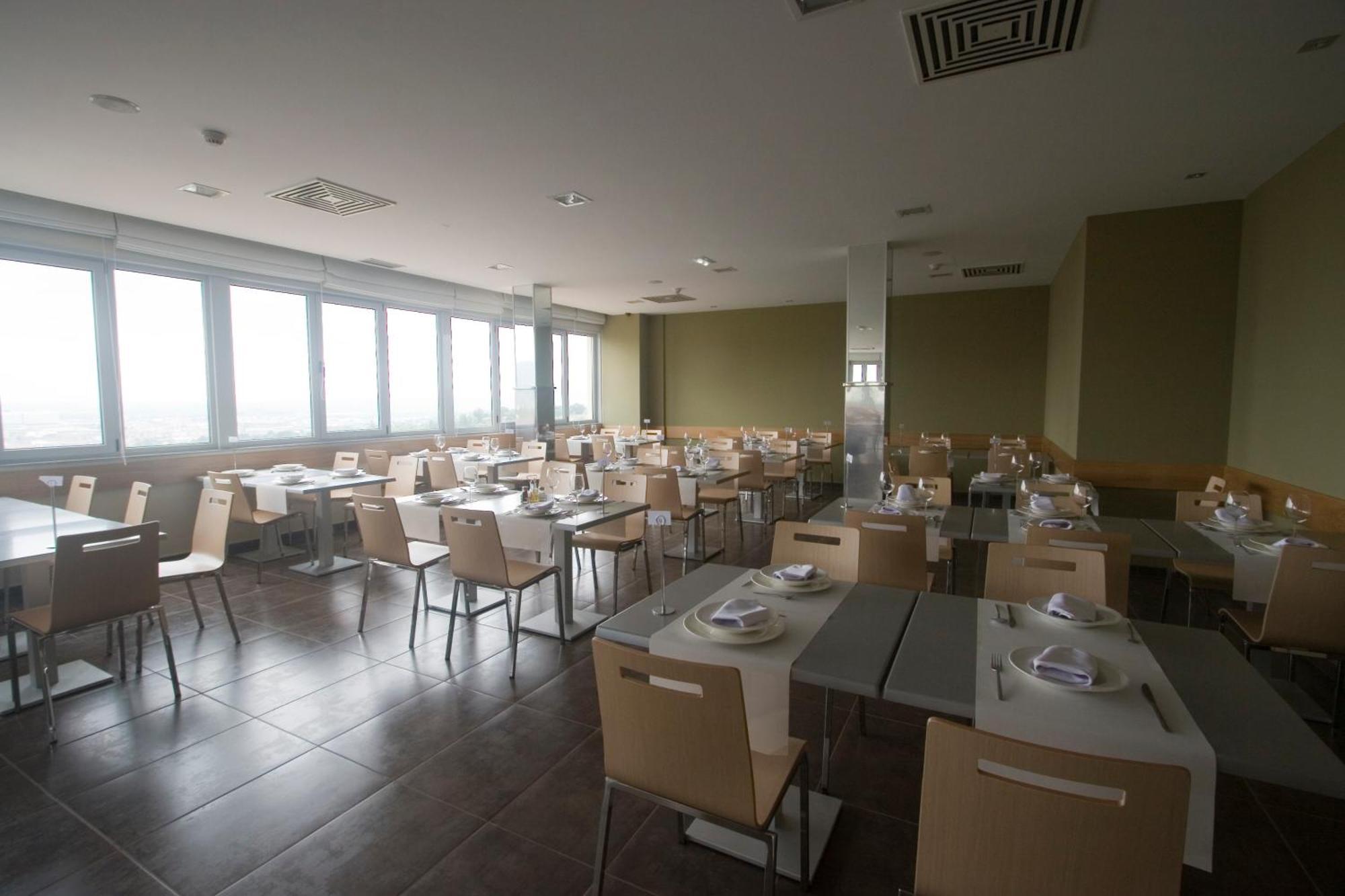 Hotel Palacio De Asturias Овиедо Екстериор снимка