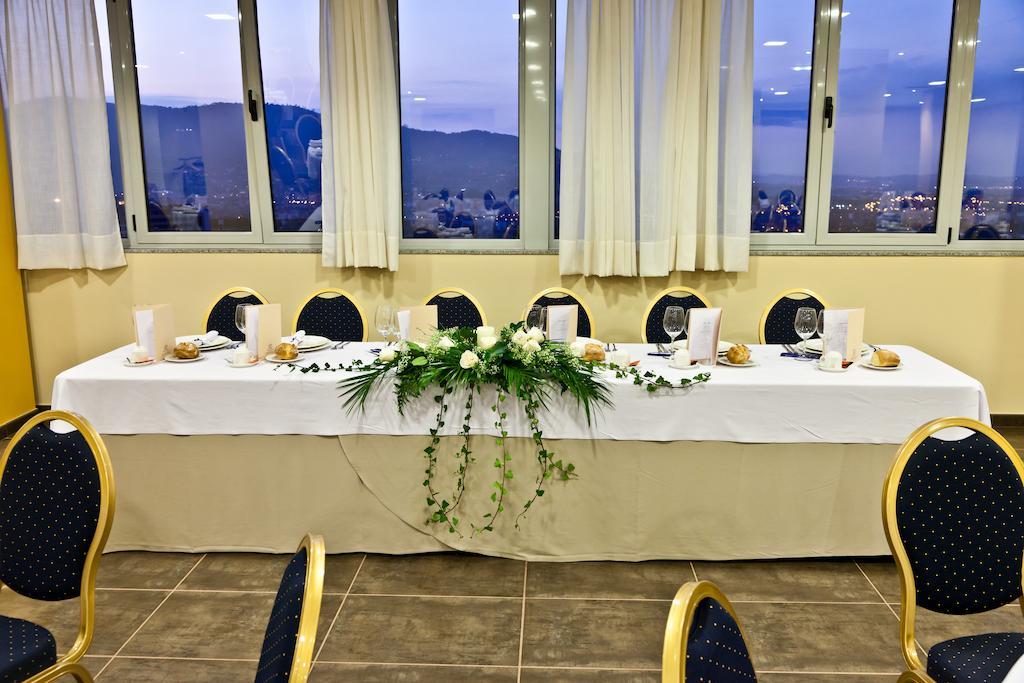 Hotel Palacio De Asturias Овиедо Екстериор снимка